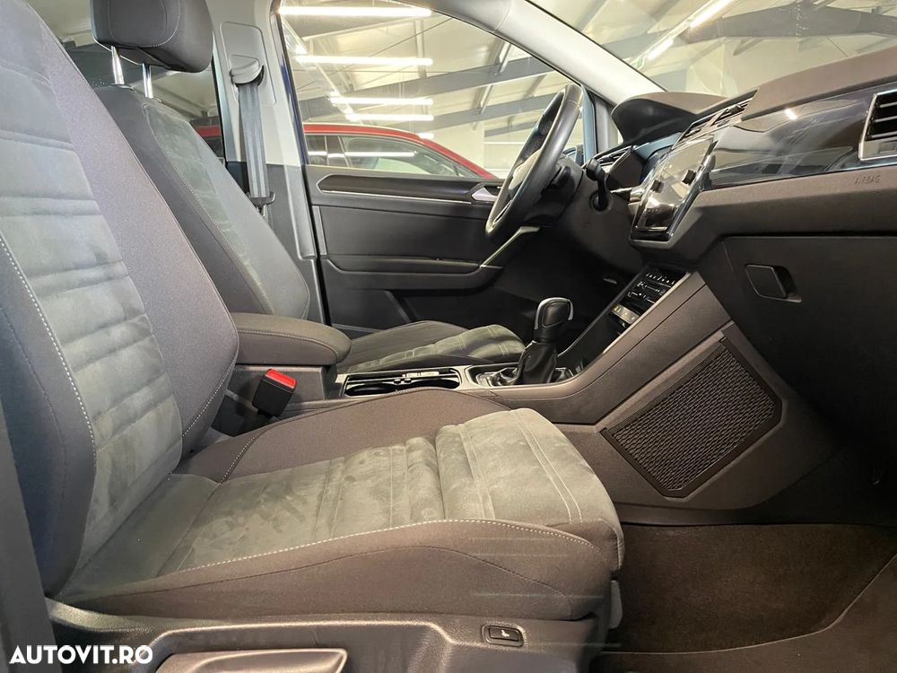 Volkswagen Touran 1.5 TSI DSG Highline - 16