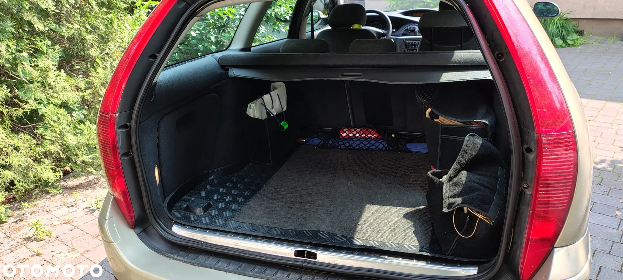 Citroën C5 II 1.6 HDi SX - 4