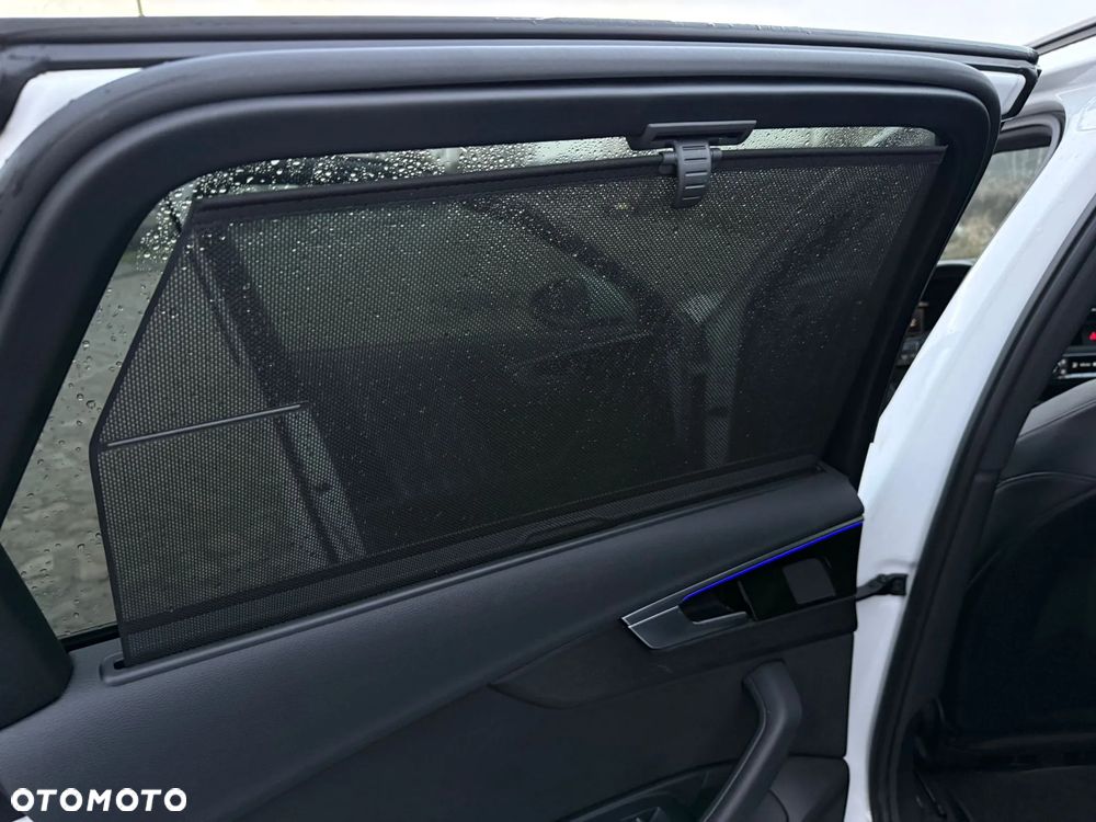 Audi A4 Avant 30 TDI S tronic S line - 16