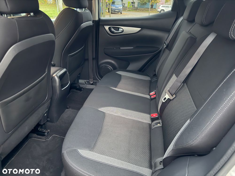 Nissan Qashqai 1.2 DIG-T Tekna Xtronic - 19