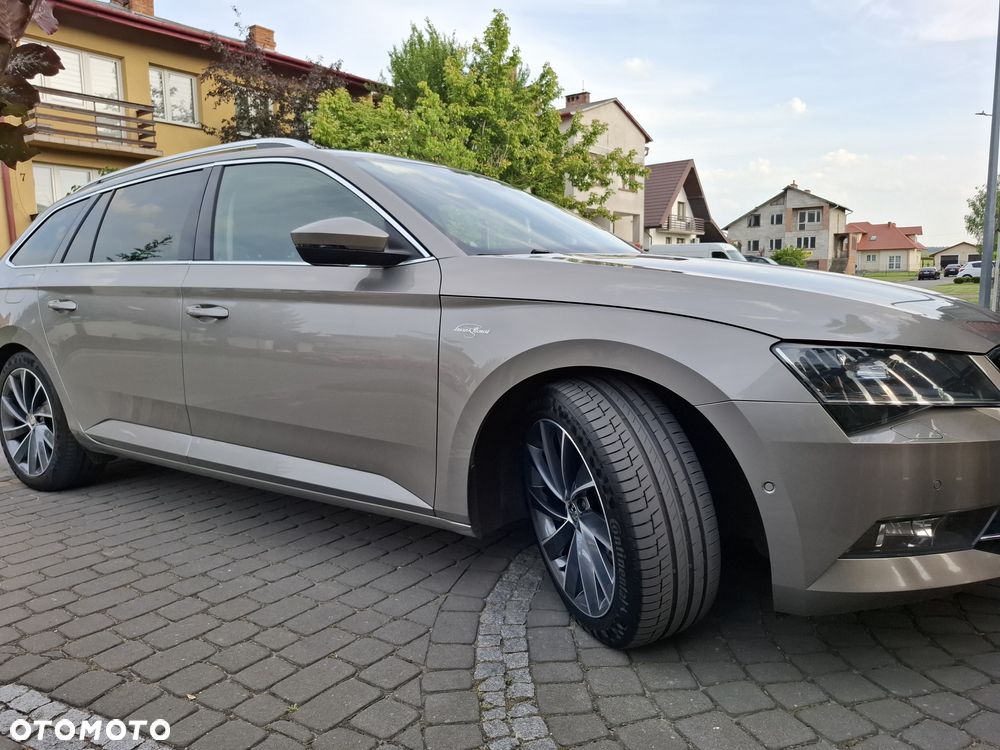 Skoda Superb Combi 2.0 TDI 4x4 DSG L&K - 6