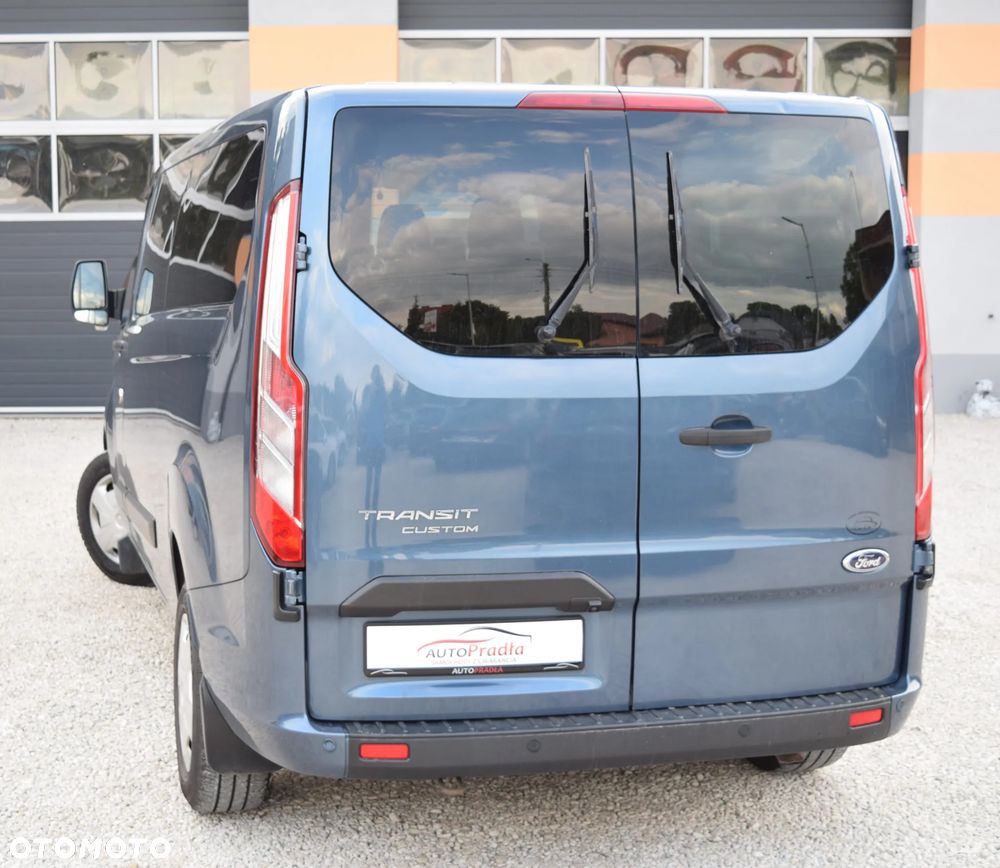 Ford Transit Custom - 8