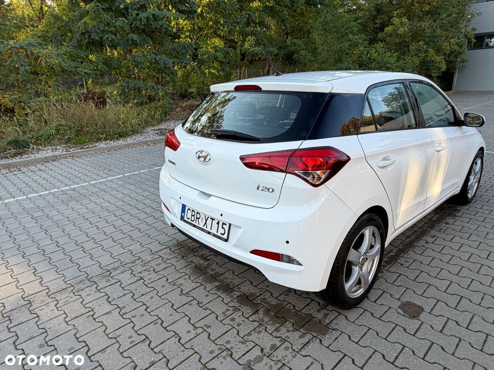 Hyundai i20 - 16