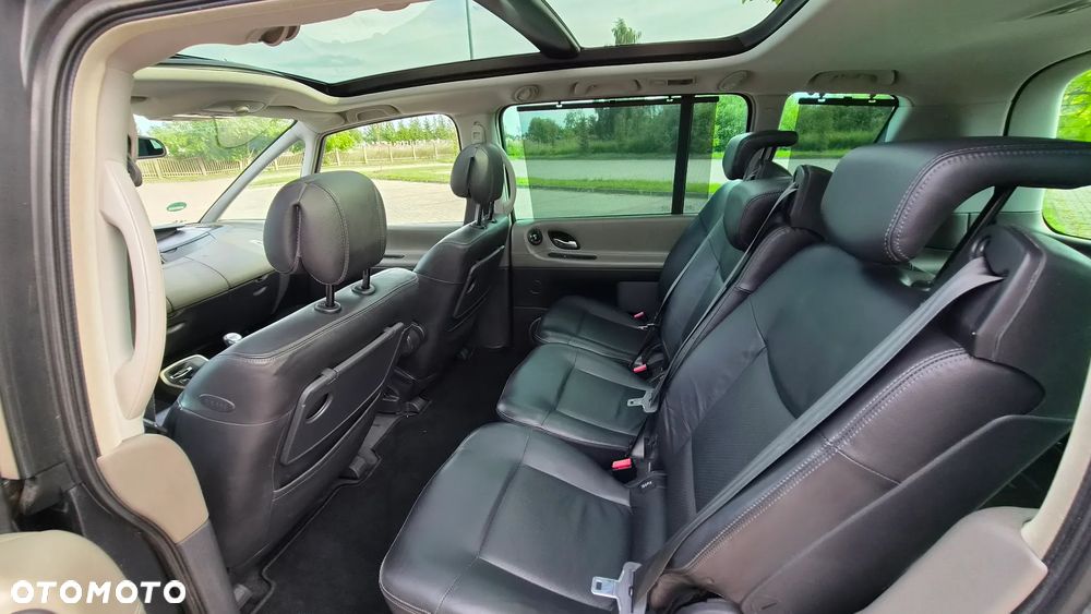 Renault Espace 3.5 Initiale - 21