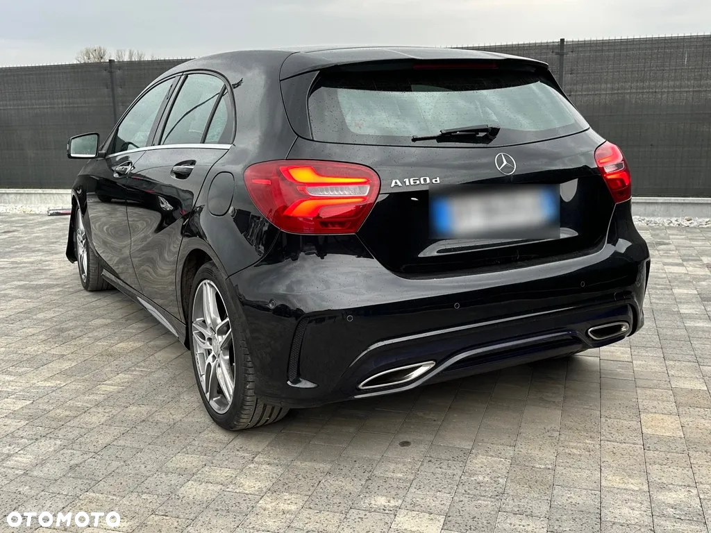 Mercedes-Benz Klasa A 160 d AMG Line - 4