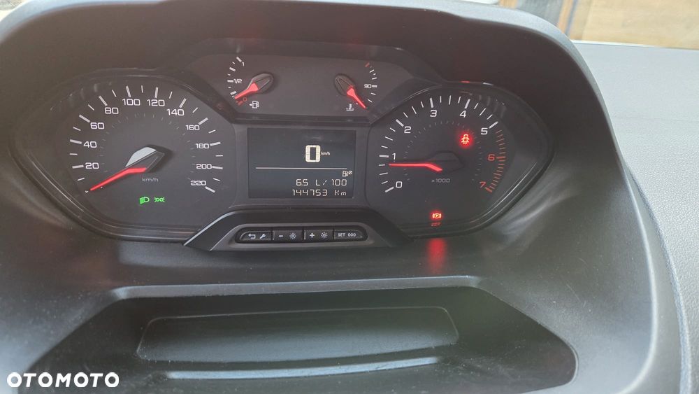 Peugeot Partner - 9
