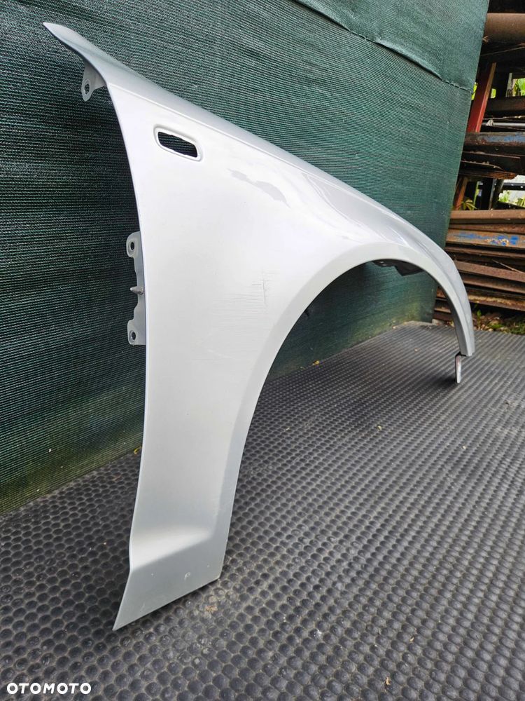 Błotnik Prawy Przod Przedni Srebrny Nadkole LY7W Audi A6 C6 Przed Lift - 8