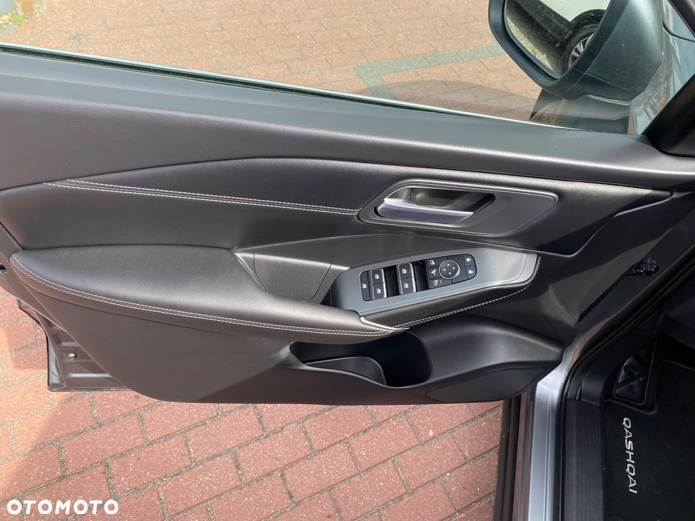 Nissan Qashqai 1.3 DIG-T MHEV Xtronic N-Connecta - 12