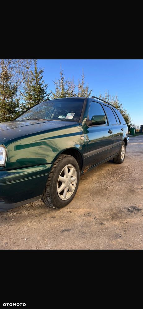 Volkswagen Golf 1.9 GL TDI - 1