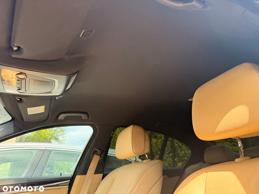 BMW Seria 5 - 16