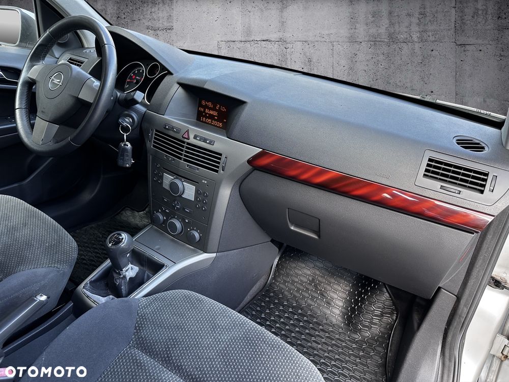 Opel Astra 1.6 Cosmo - 15