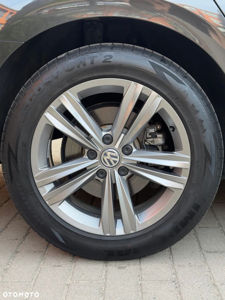 Volkswagen Passat 1.6 TDI SCR DSG Conceptline - 32
