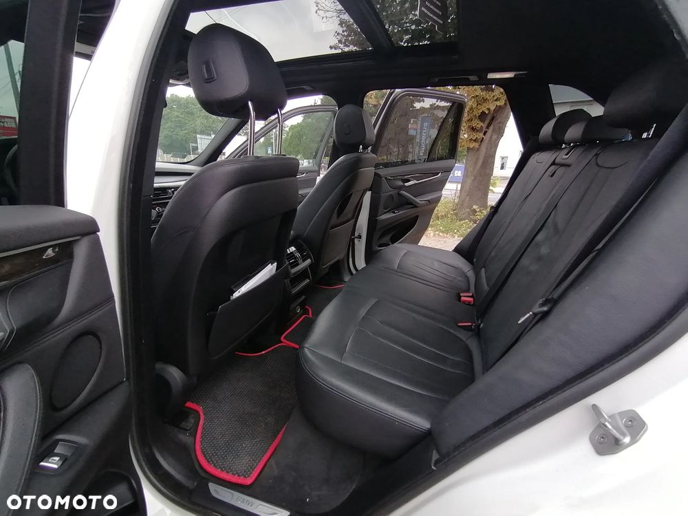 BMW X5 xDrive35i - 30