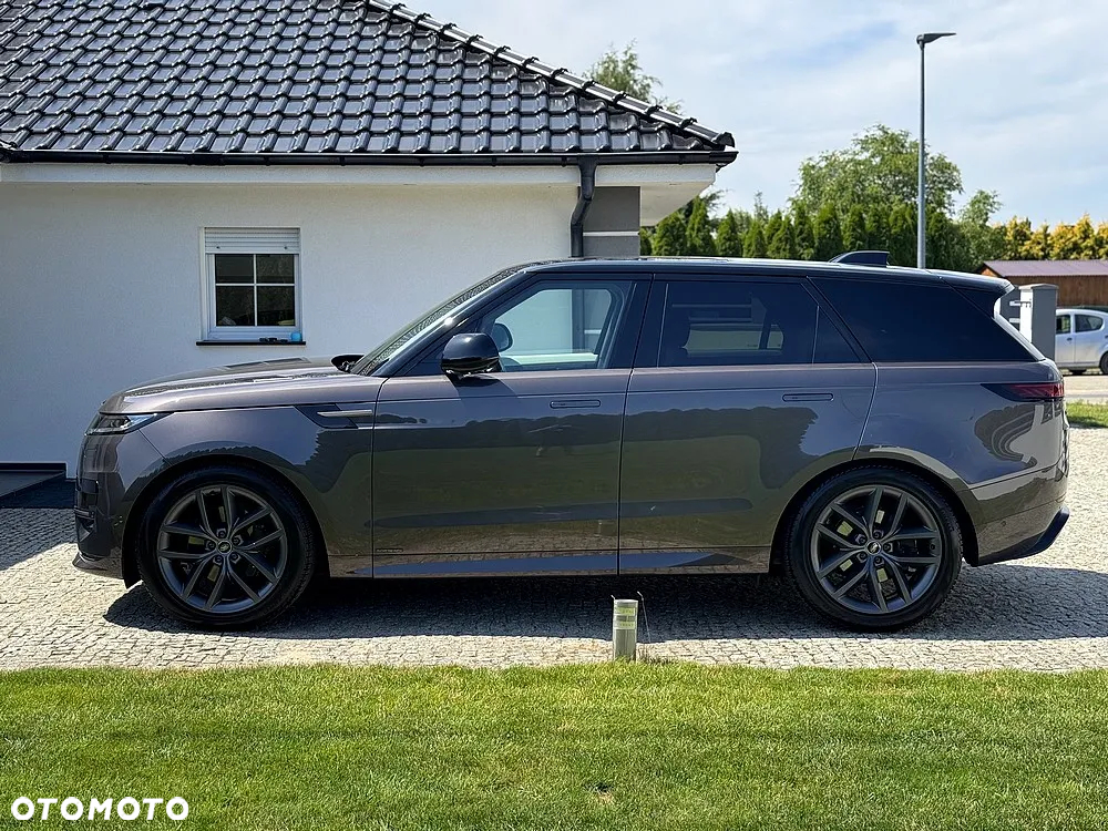 Land Rover Range Rover Sport - 16