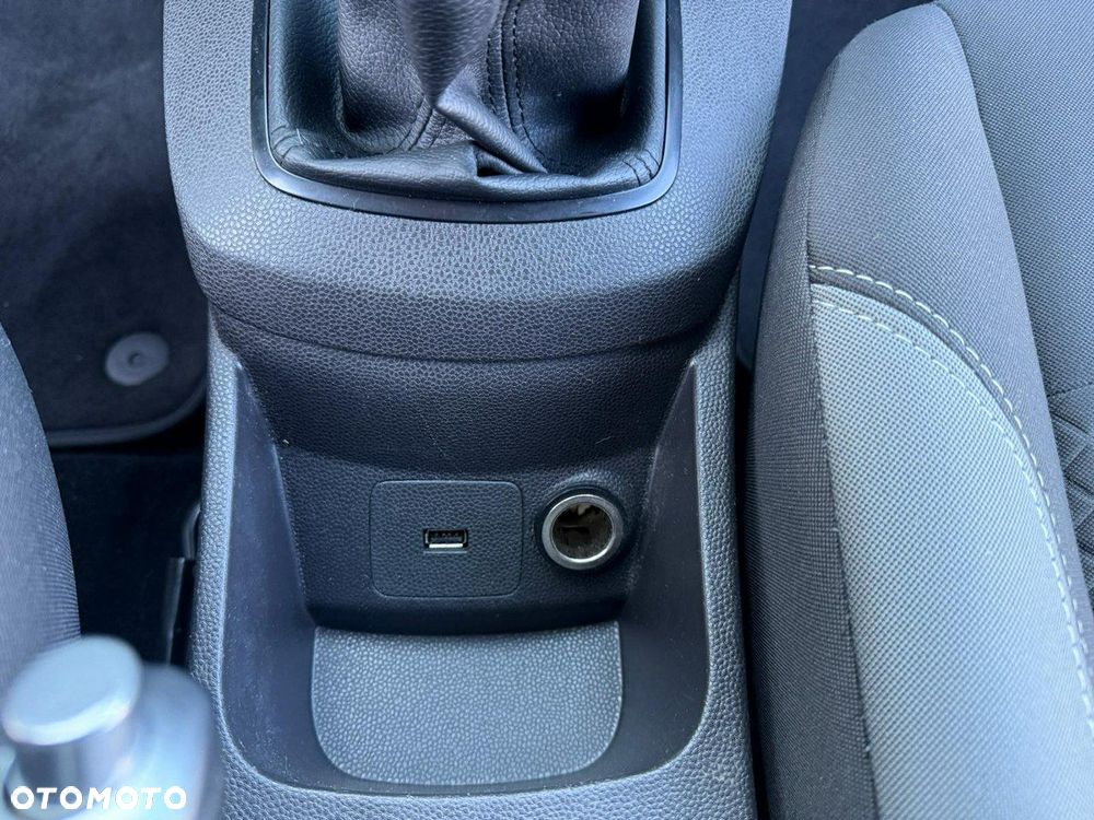 Ford Fiesta 1.0 Start-Stop SYNC Edition - 26