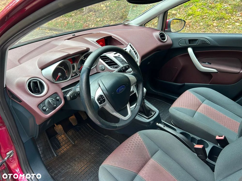 Ford Fiesta 1.6 Ti-VCT Titanium - 11