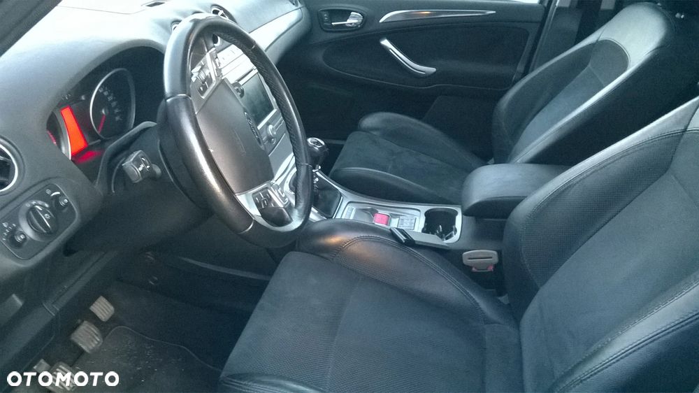 Ford S-Max 2.5 Titanium - 15