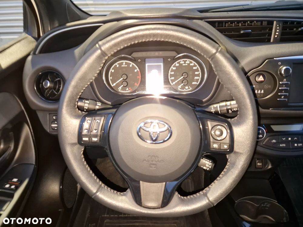 Toyota Yaris 1.5 Selection - 28