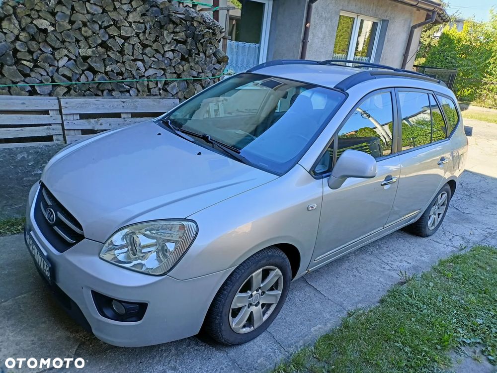 Kia Carens