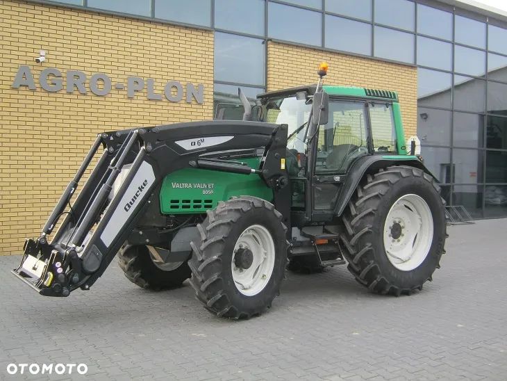 Valtra 8050
