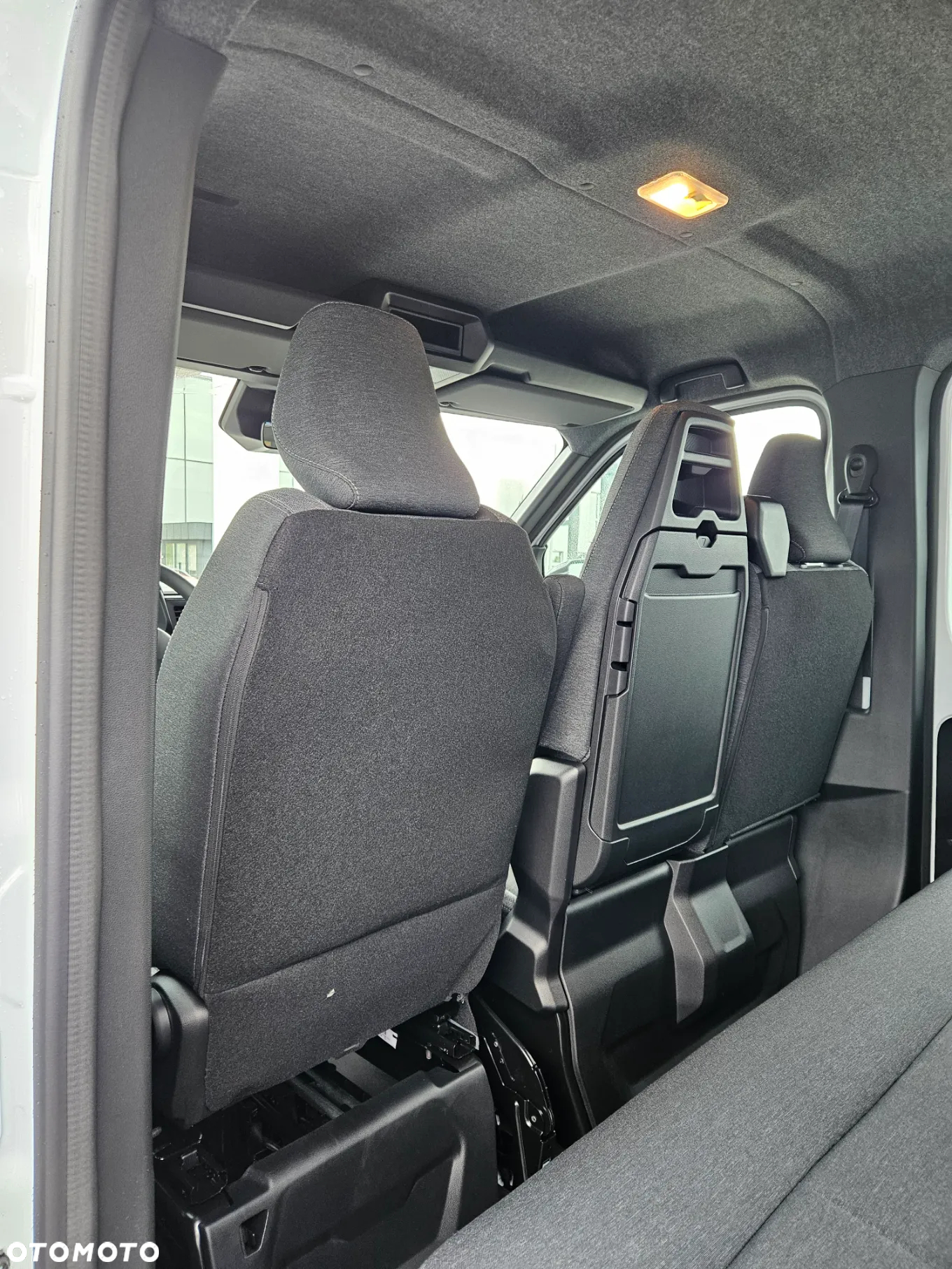 Renault Master Doka 7 os. 2.0 dci 170 KM - 11