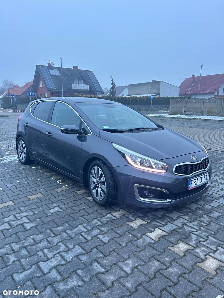 Kia Ceed 1.6 GDI S - 1