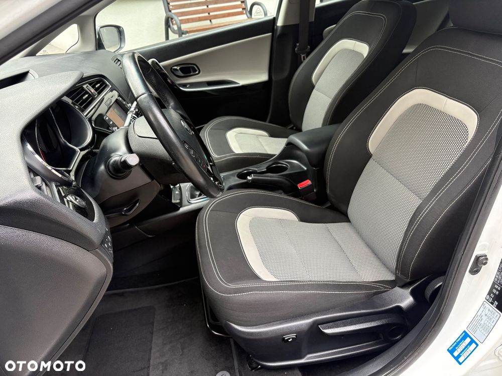 Kia Ceed 1.6 GDI L Business Line - 14