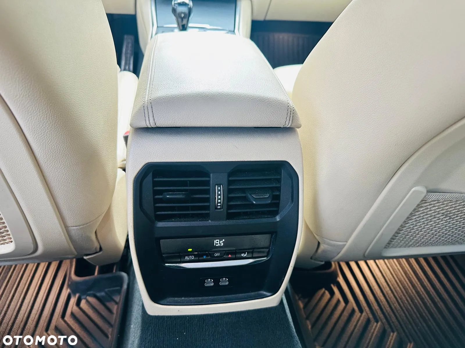 BMW Seria 3 330i M Sport sport - 8