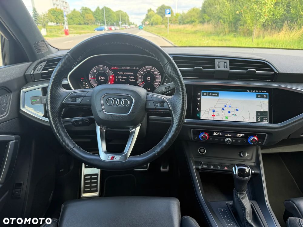 Audi Q3 Sportback - 9