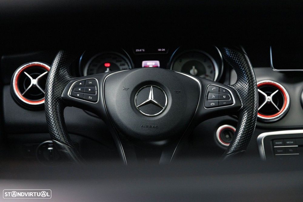 Mercedes-Benz CLA 200 (CDI) d Orange Art Edition - 26