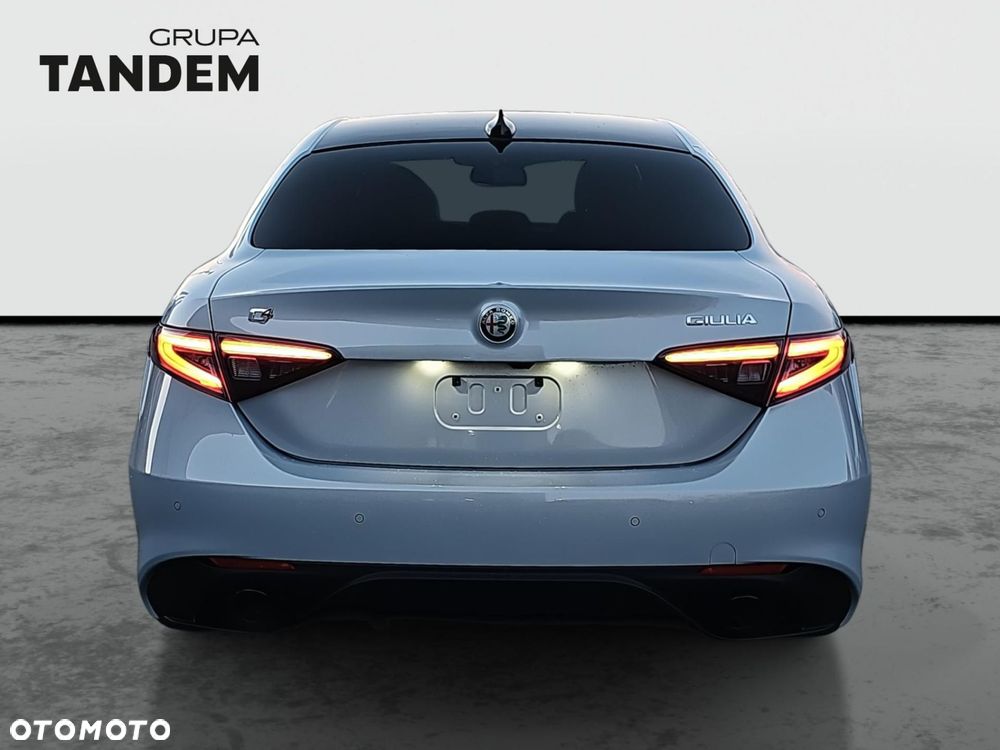 Alfa Romeo Giulia 2.0 Turbo Veloce Q4 - 6