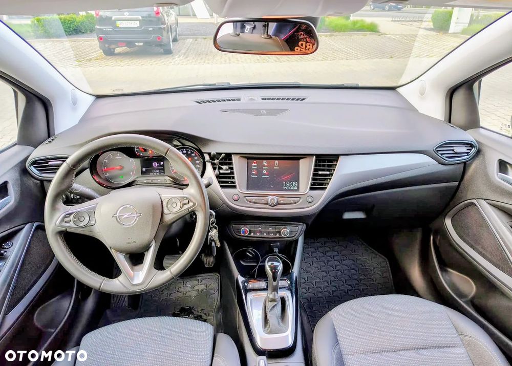 Opel Crossland - 12