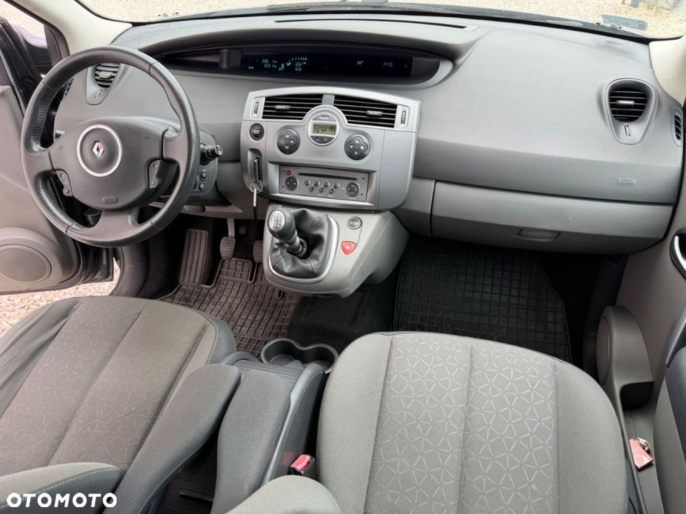 Renault Scenic - 9