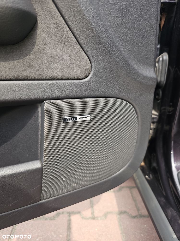 Audi A4 Avant 2.0 TDI DPF quattro - 8