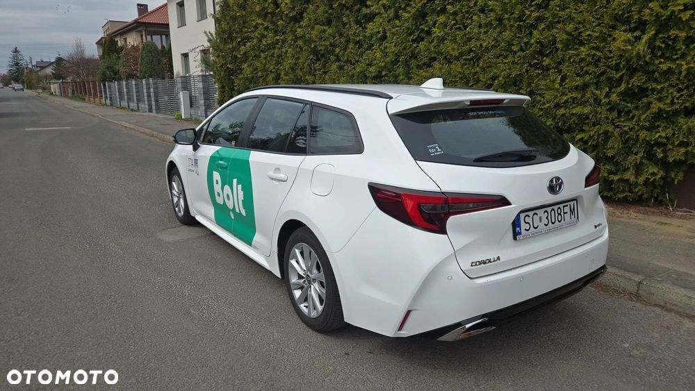 Toyota Corolla 1.8 Hybrid Comfort - 5