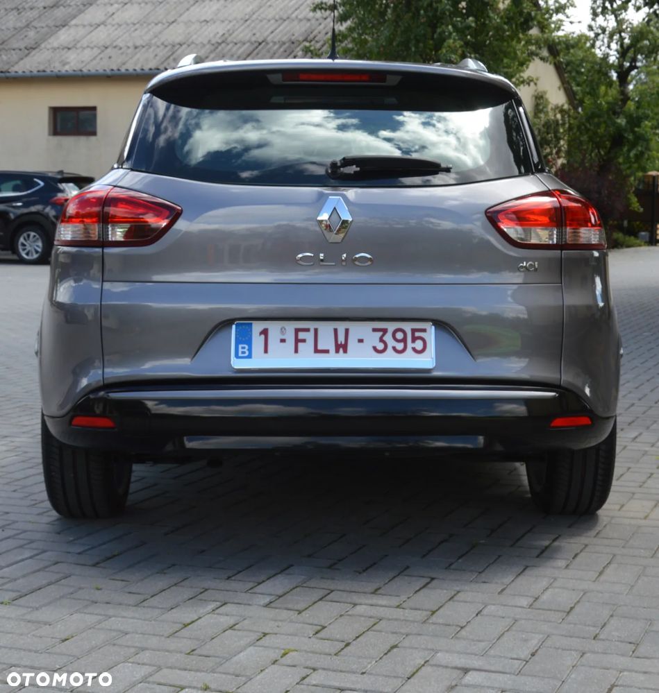 Renault Clio - 5