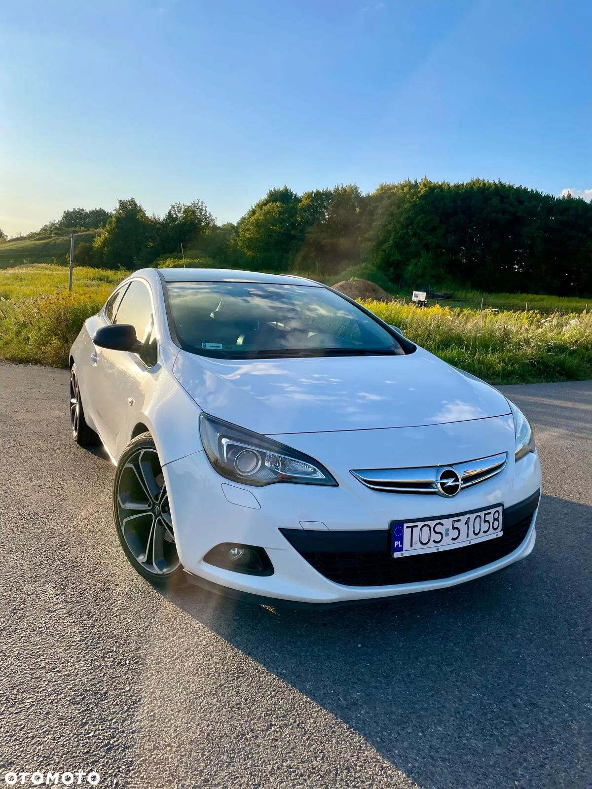 Opel Astra IV GTC 1.7 CDTI Sport S&S - 4