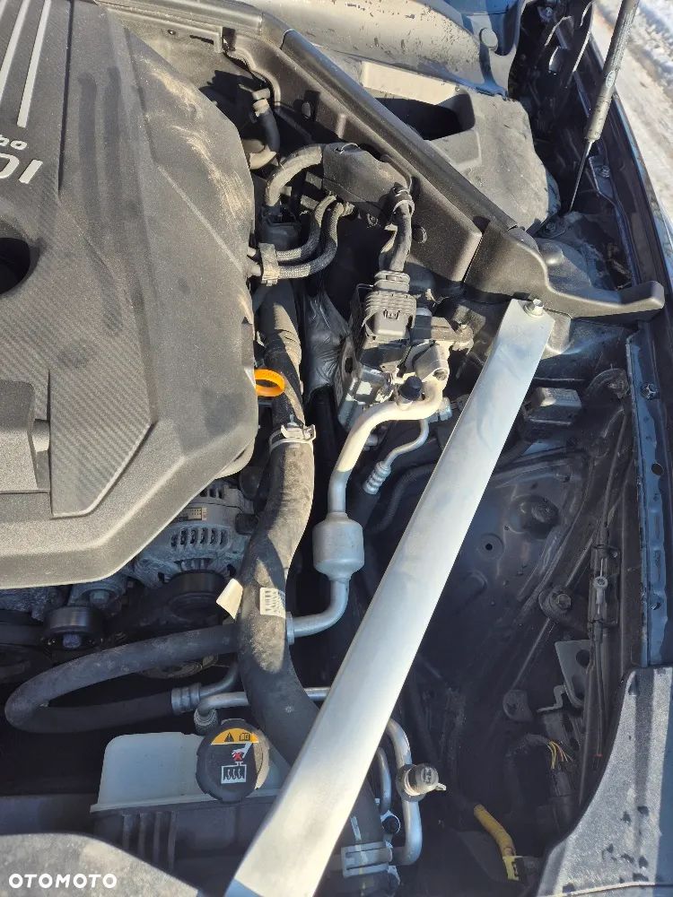 Kia Stinger 2.0 T-GDI GT Line - 36