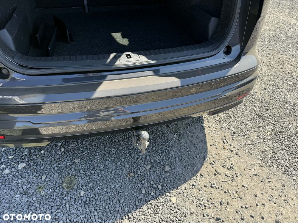 Skoda Enyaq 60 62kWh Founders - 13