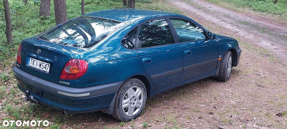 Toyota Avensis - 3