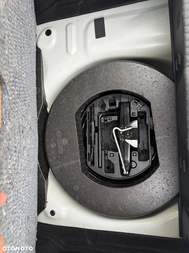 Citroën C3 1.2 PureTech C-Series - 19