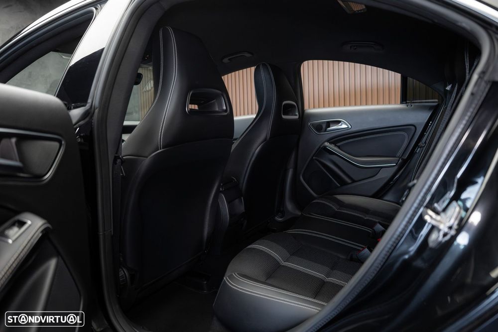Mercedes-Benz CLA 180 d Urban - 29