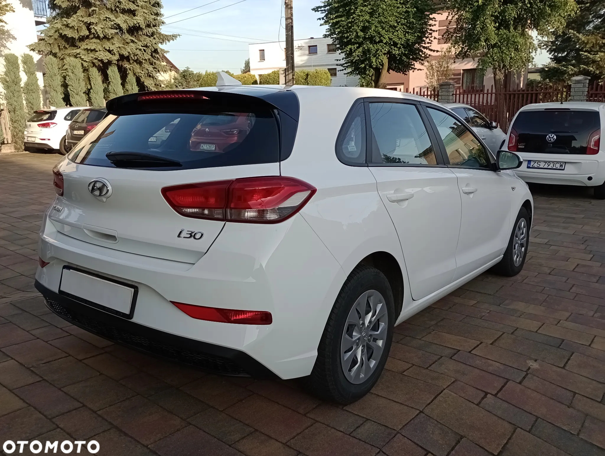 Hyundai i30 1.5 DPI Classic + - 5
