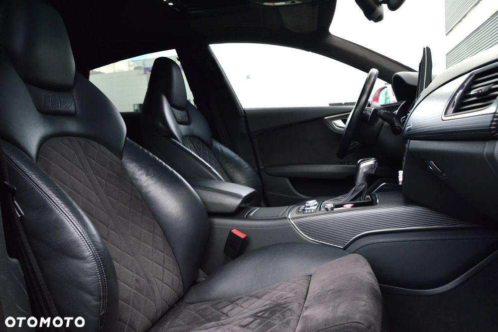 Audi S7 Sportback Standard - 21