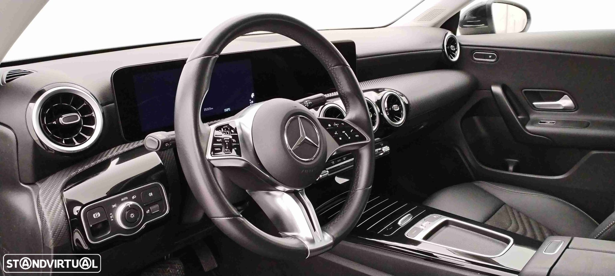 Mercedes-Benz CLA 180 d - 20