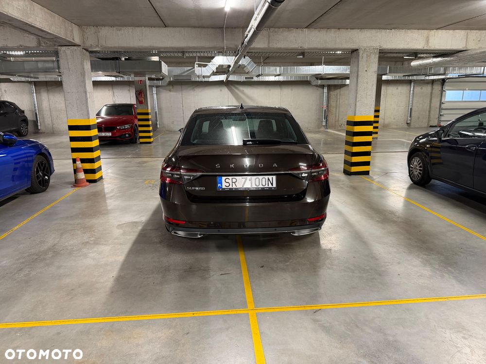 Skoda Superb 2.0 TSI L&K DSG - 5