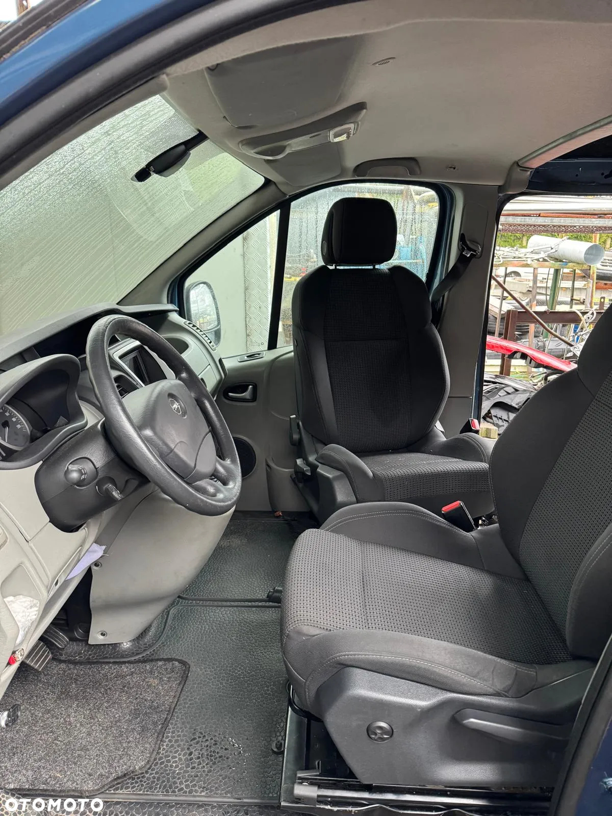 Opel Vivaro - 12