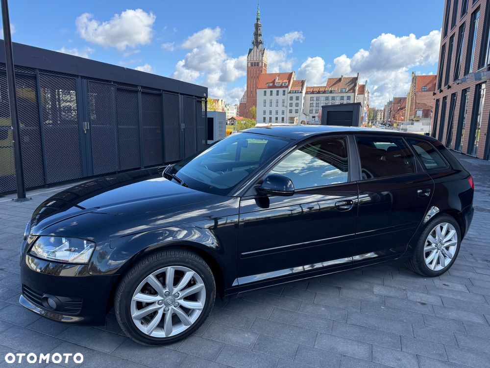 Audi A3 Sportback 1.4 TFSI Ambiente - 2