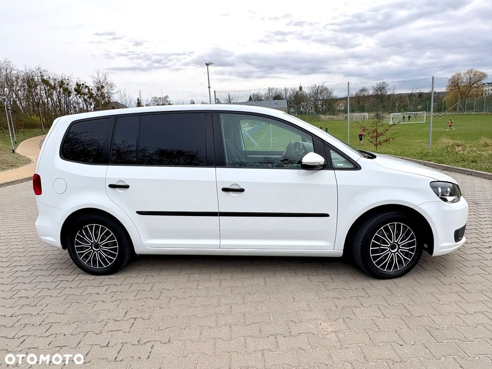 Volkswagen Touran - 5