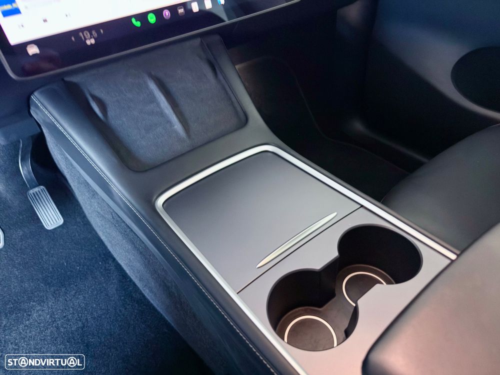 Tesla Model Y Long Range Tração Integral - 11